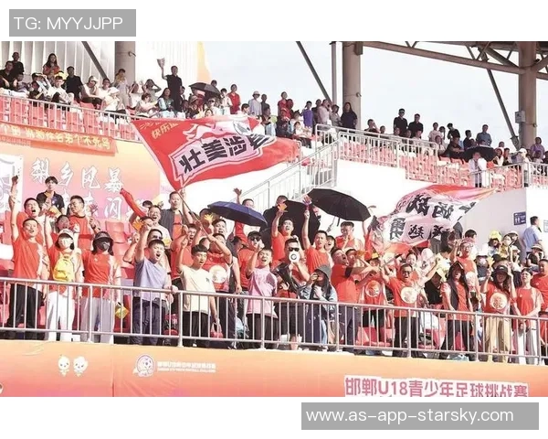客场呐喊传递佛山力量助力球队坚定迈向保级之路 客场呐喊传递佛山力量助力球队坚定迈向保级之路