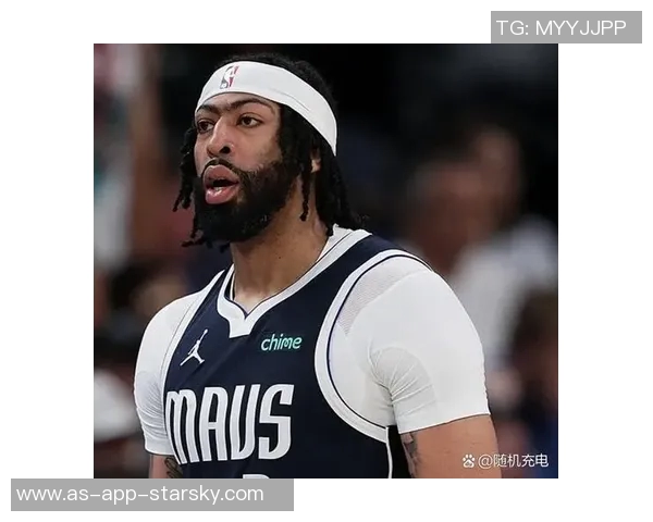 戴维斯恢复训练进展顺利预计很快回归拜仁合练