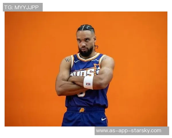 布克出手次数偏少狄龙呼吁他应更加自信展现得分能力