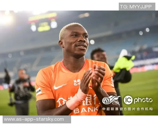 前国脚黄勇正式担任盐城队主教练开启新征程